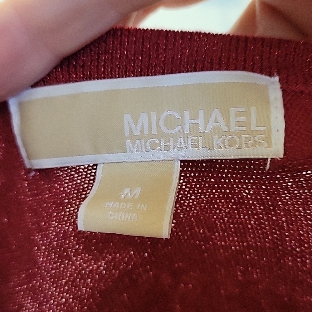 MICHAEL KORS red metalic capped sleeves top.  Size Medium. - Picture 5 of 6